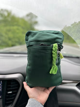 Load image into Gallery viewer, Sling bag
