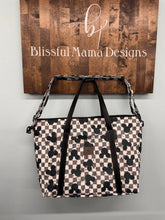 Load image into Gallery viewer, Oxbow tote Regular
